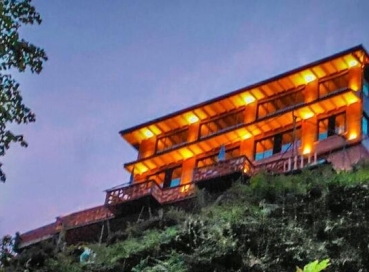 Kinya Bungalov & Hotel