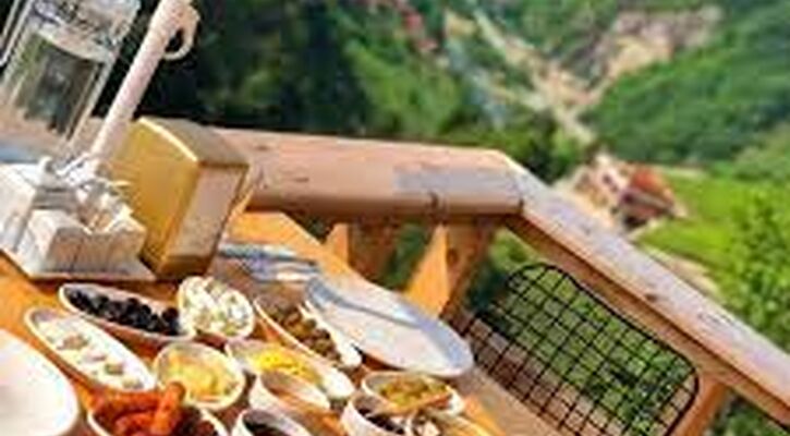 Kinya Bungalov & Hotel