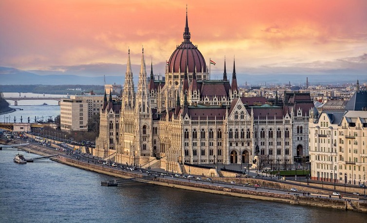 Budapeşte Turu Anadolu Jet Havayolları ile 3 Gece 2025